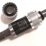 SHIMANO [BB-UN300] NÉGYSZÖG TENGELYES MONOBLOKK EBBUN300B17X