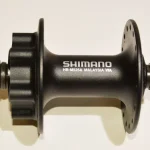 SHIMANO [HB-M525A] DEORE SZINTŰ ELSŐ AGY [FEKETE] [32L] EHBM525ABLS